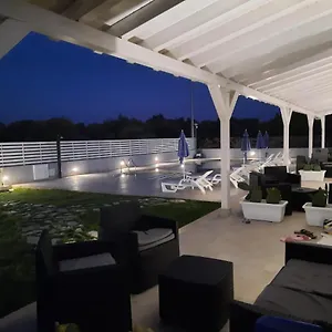 Hotel apartamentowy Perladelmare Avola