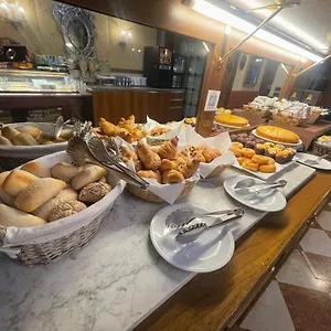 Fontana Hotel
